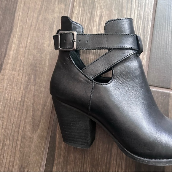 Reba KC Leather Ankle Booties in Black Sz 8.5 - Picture 3 of 10